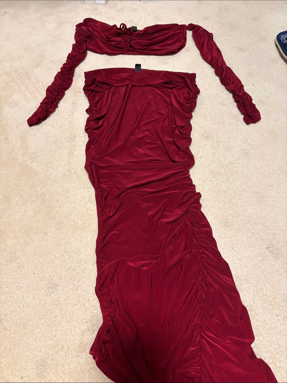 Windsor Elegant Burgundy Ruched Off-Shoulder Crop Top & Side Slit Skirt Set L